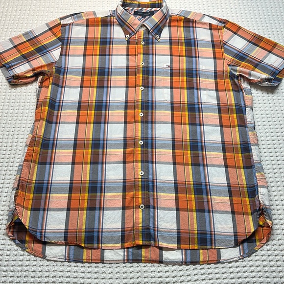 Tommy Hilfiger Men’s Short Sleeve Button Down Shirt Size Extra Large Pre-Owned - Picture 1 of 8
